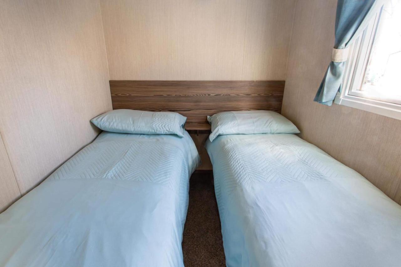 Caravan In Haven Marton Mere Holiday Park Blackpool Eksteriør bilde