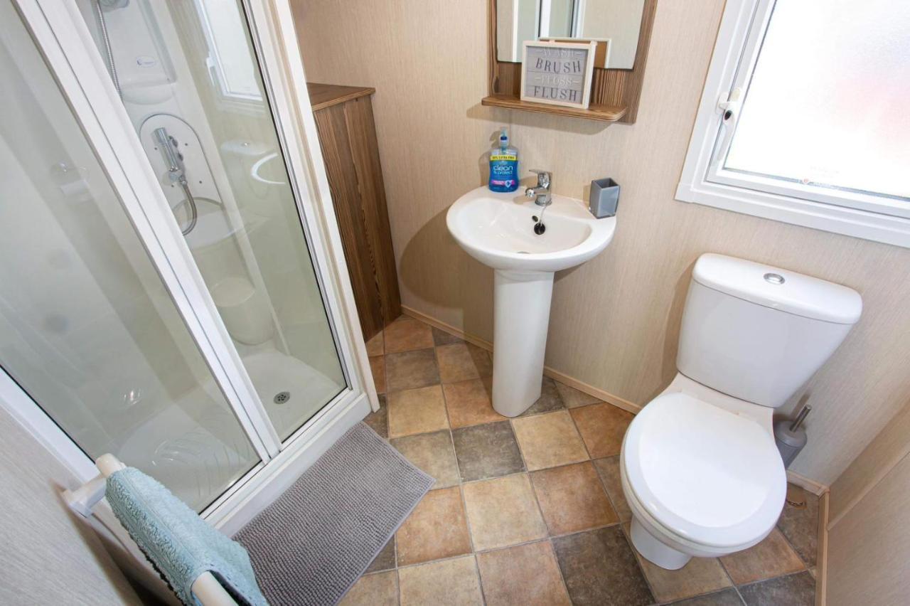 Caravan In Haven Marton Mere Holiday Park Blackpool Eksteriør bilde