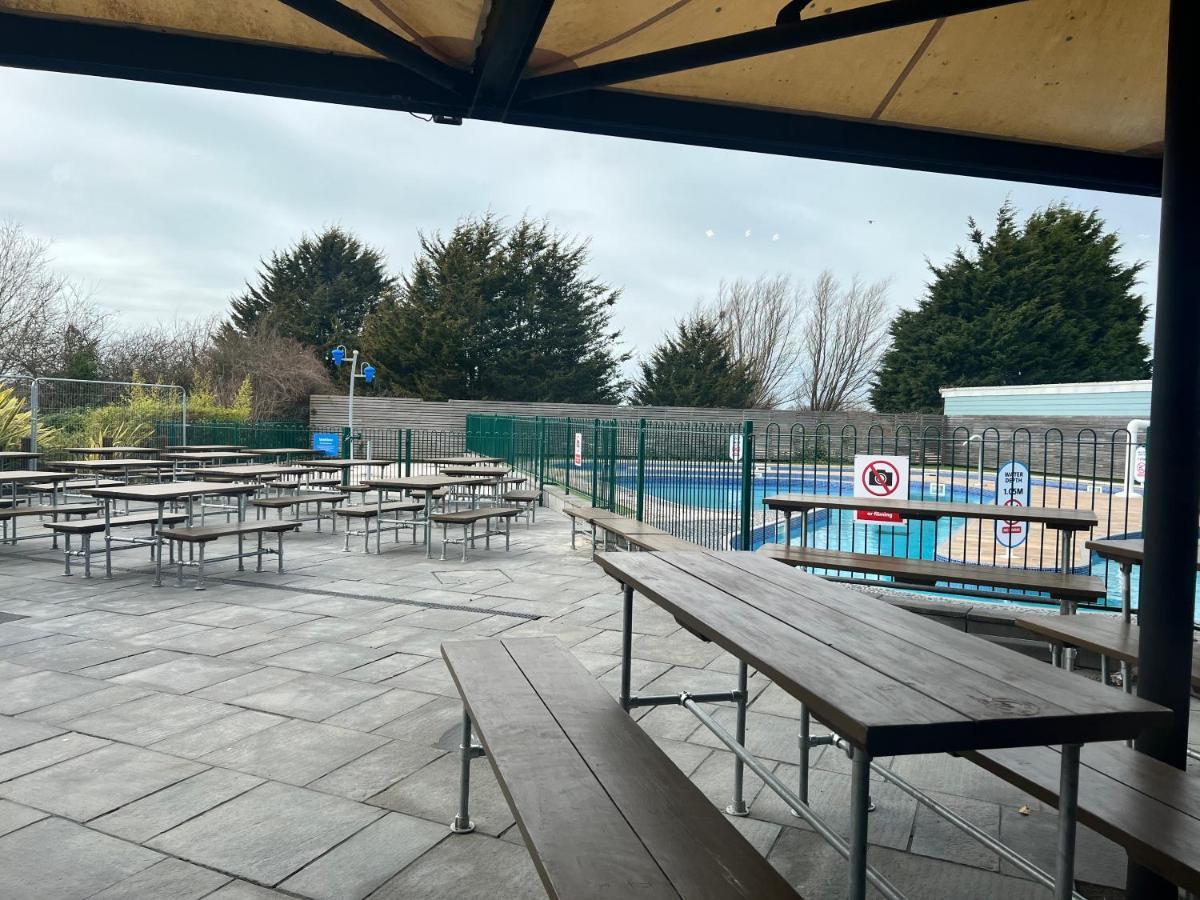 Caravan In Haven Marton Mere Holiday Park Blackpool Eksteriør bilde
